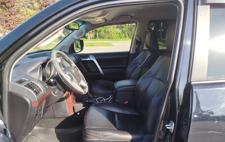 Toyota Land Cruiser Prado 150 рестайлинг 2, 2014 год, 3 500 000 рублей, 10 фотография