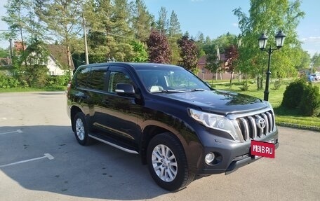 Toyota Land Cruiser Prado 150 рестайлинг 2, 2014 год, 3 500 000 рублей, 8 фотография
