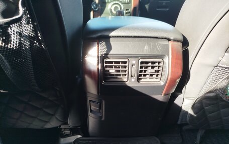 Toyota Land Cruiser Prado 150 рестайлинг 2, 2014 год, 3 500 000 рублей, 21 фотография