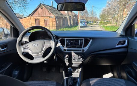 Hyundai Solaris II рестайлинг, 2019 год, 1 270 000 рублей, 9 фотография