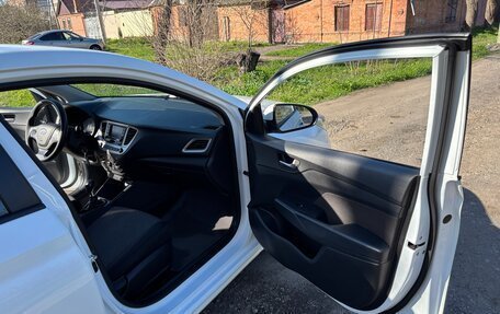 Hyundai Solaris II рестайлинг, 2019 год, 1 270 000 рублей, 8 фотография
