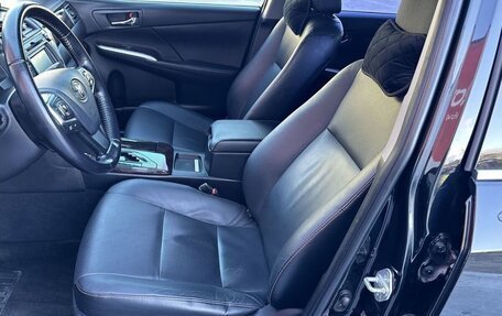 Toyota Camry, 2014 год, 2 100 000 рублей, 14 фотография