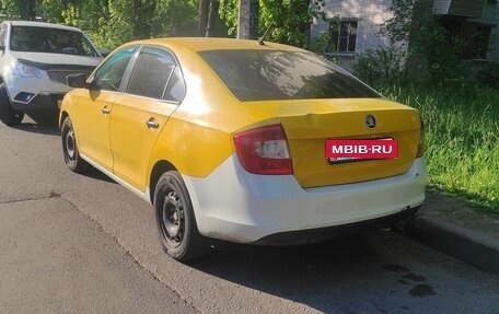 Skoda Rapid I, 2015 год, 370 000 рублей, 5 фотография
