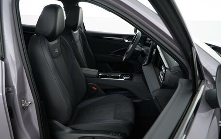 Volkswagen Tiguan, 2026 год, 4 860 046 рублей, 7 фотография