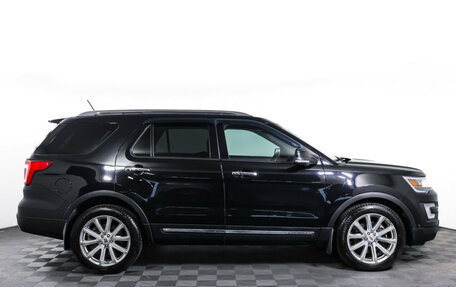Ford Explorer VI, 2017 год, 2 590 000 рублей, 4 фотография