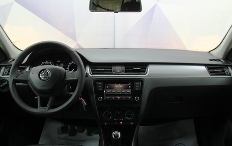 Skoda Rapid I, 2019 год, 1 055 000 рублей, 10 фотография