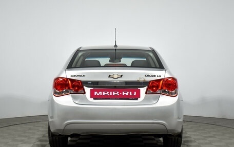 Chevrolet Cruze II, 2011 год, 680 000 рублей, 6 фотография