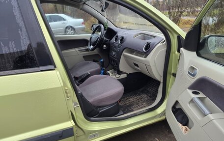 Ford Fusion I, 2006 год, 300 000 рублей, 6 фотография