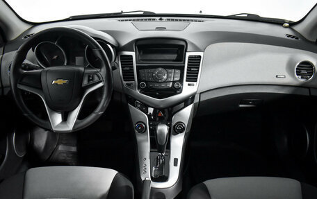 Chevrolet Cruze II, 2011 год, 680 000 рублей, 14 фотография