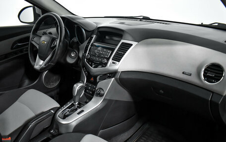 Chevrolet Cruze II, 2011 год, 680 000 рублей, 13 фотография