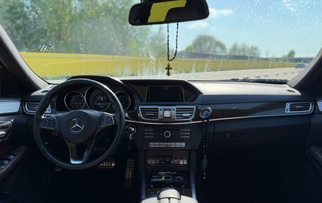 Mercedes-Benz E-Класс, 2014 год, 2 200 000 рублей, 10 фотография