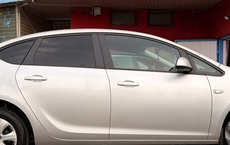 Opel Astra J, 2014 год, 799 999 рублей, 8 фотография