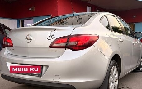 Opel Astra J, 2014 год, 799 999 рублей, 7 фотография