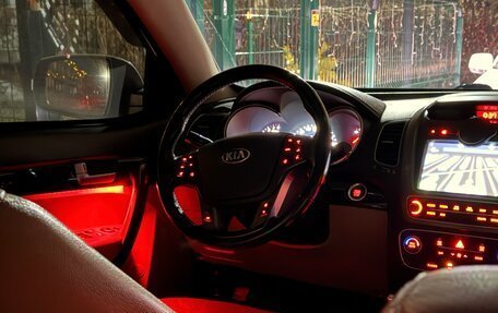 KIA Sorento II рестайлинг, 2013 год, 1 600 000 рублей, 24 фотография