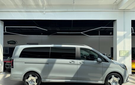Mercedes-Benz V-Класс, 2026 год, 14 590 000 рублей, 8 фотография