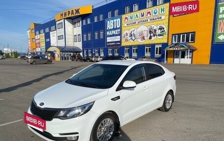 KIA Rio III рестайлинг, 2015 год, 950 000 рублей, 2 фотография
