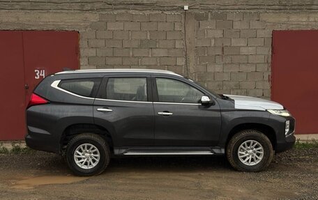 Mitsubishi Pajero Sport III рестайлинг, 2023 год, 3 750 000 рублей, 8 фотография