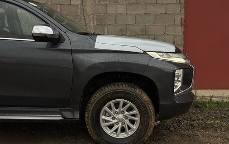 Mitsubishi Pajero Sport III рестайлинг, 2023 год, 3 750 000 рублей, 9 фотография
