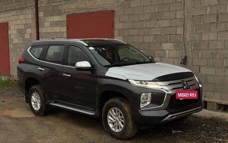 Mitsubishi Pajero Sport III рестайлинг, 2023 год, 3 750 000 рублей, 6 фотография