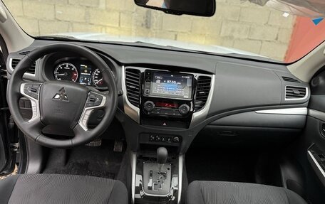 Mitsubishi Pajero Sport III рестайлинг, 2023 год, 3 750 000 рублей, 21 фотография