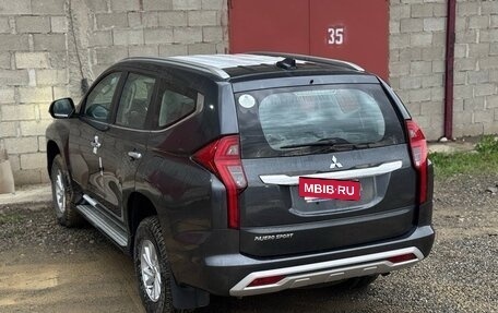 Mitsubishi Pajero Sport III рестайлинг, 2023 год, 3 750 000 рублей, 14 фотография