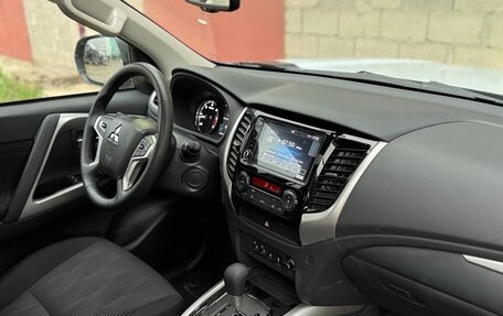 Mitsubishi Pajero Sport III рестайлинг, 2023 год, 3 750 000 рублей, 31 фотография