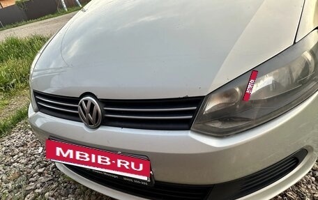 Volkswagen Polo VI (EU Market), 2012 год, 550 000 рублей, 2 фотография