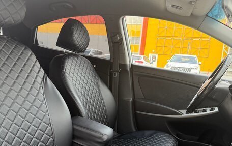 Hyundai Solaris II рестайлинг, 2011 год, 700 000 рублей, 11 фотография