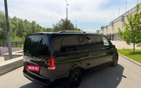 Mercedes-Benz V-Класс, 2022 год, 4 880 000 рублей, 6 фотография