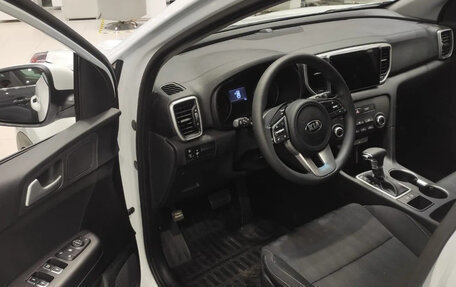 KIA Sportage IV рестайлинг, 2021 год, 2 750 000 рублей, 3 фотография