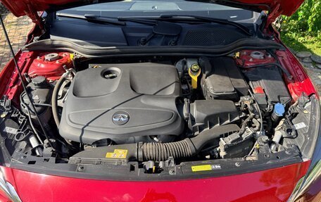 Infiniti QX30, 2016 год, 2 499 999 рублей, 5 фотография