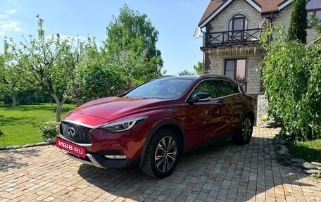 Infiniti QX30, 2016 год, 2 499 999 рублей, 3 фотография