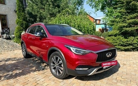Infiniti QX30, 2016 год, 2 499 999 рублей, 2 фотография
