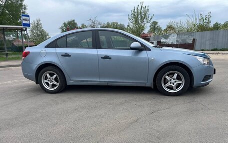 Chevrolet Cruze II, 2011 год, 650 000 рублей, 3 фотография