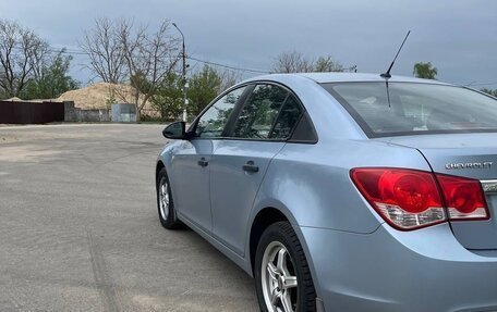 Chevrolet Cruze II, 2011 год, 650 000 рублей, 6 фотография