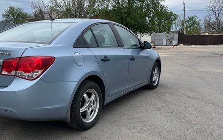 Chevrolet Cruze II, 2011 год, 650 000 рублей, 4 фотография