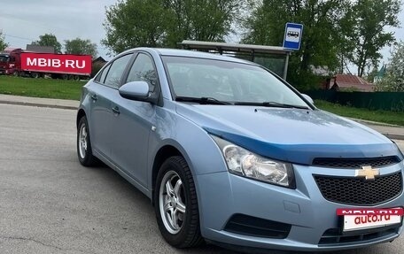 Chevrolet Cruze II, 2011 год, 650 000 рублей, 2 фотография