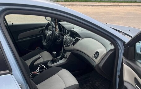 Chevrolet Cruze II, 2011 год, 650 000 рублей, 13 фотография