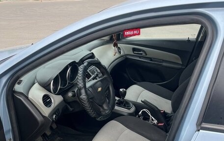 Chevrolet Cruze II, 2011 год, 650 000 рублей, 15 фотография