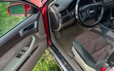 Audi A6, 1998 год, 320 000 рублей, 3 фотография