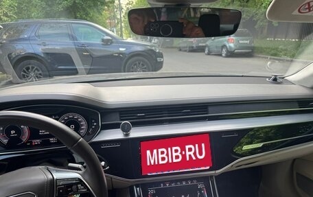 Audi A8, 2018 год, 4 000 000 рублей, 14 фотография