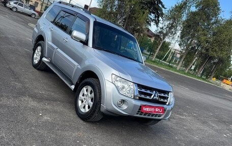 Mitsubishi Pajero IV, 2014 год, 2 480 000 рублей, 1 фотография