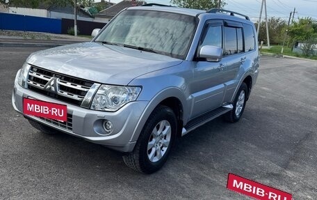 Mitsubishi Pajero IV, 2014 год, 2 480 000 рублей, 2 фотография