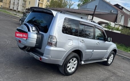 Mitsubishi Pajero IV, 2014 год, 2 480 000 рублей, 4 фотография