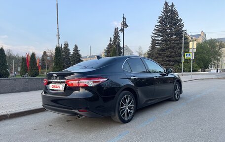 Toyota Camry, 2022 год, 3 890 000 рублей, 6 фотография
