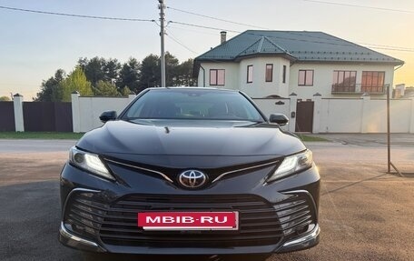 Toyota Camry, 2022 год, 3 890 000 рублей, 19 фотография