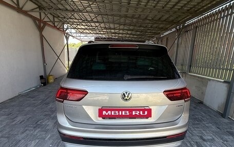 Volkswagen Tiguan II, 2020 год, 2 980 000 рублей, 6 фотография
