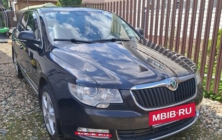 Skoda Superb III рестайлинг, 2010 год, 1 000 000 рублей, 4 фотография