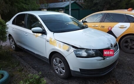 Skoda Rapid I, 2019 год, 920 000 рублей, 4 фотография