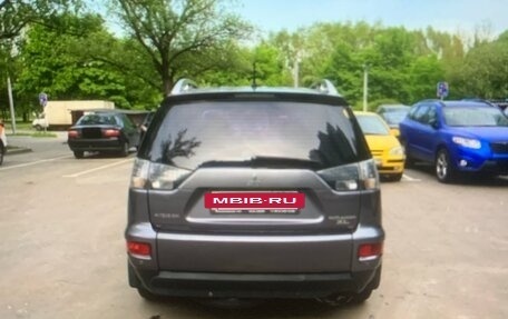 Mitsubishi Outlander III рестайлинг 3, 2010 год, 955 000 рублей, 5 фотография
